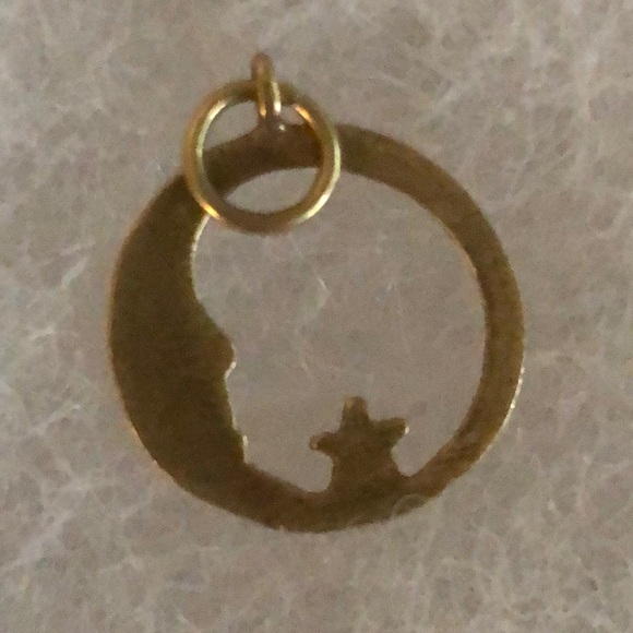 Rare and unique moon and a tiny star jewelry! - Picture 4 of 6